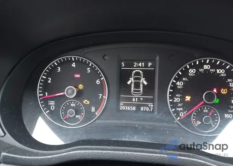 2013 Volkswagen Passat 2.5L Se z USA, uszkodzony, nr VIN 1VWBP7A30DC058035